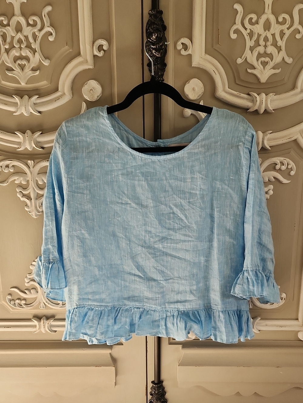 Alessandra Light Blue Ruffle Hem Linen Women's Top Size M